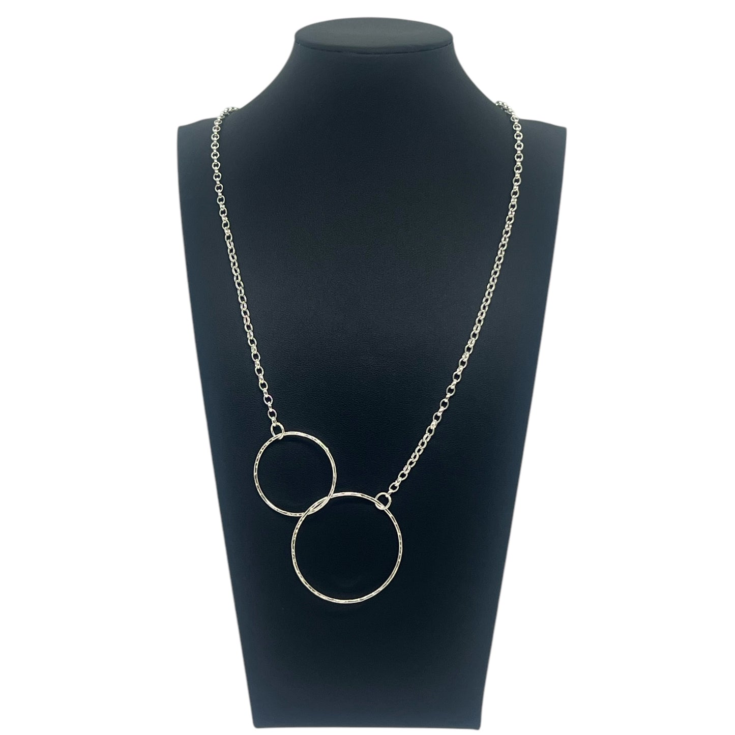 Silver Interlocking Double Circle Necklace