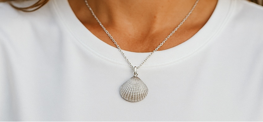 Heavy Shell Pendant