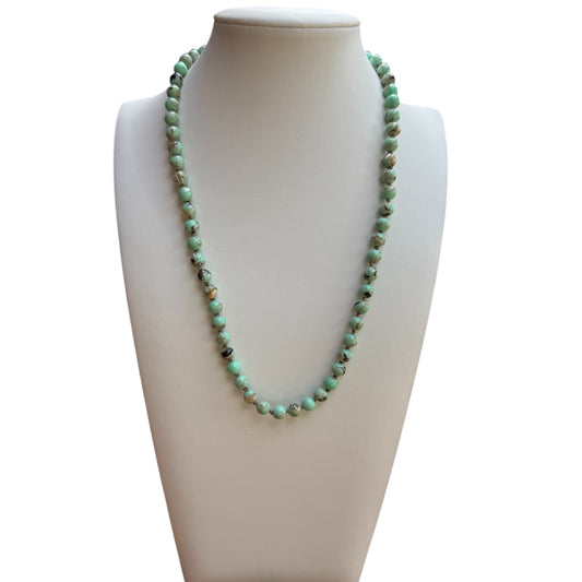 Pale Green Howlite Knotted Necklace